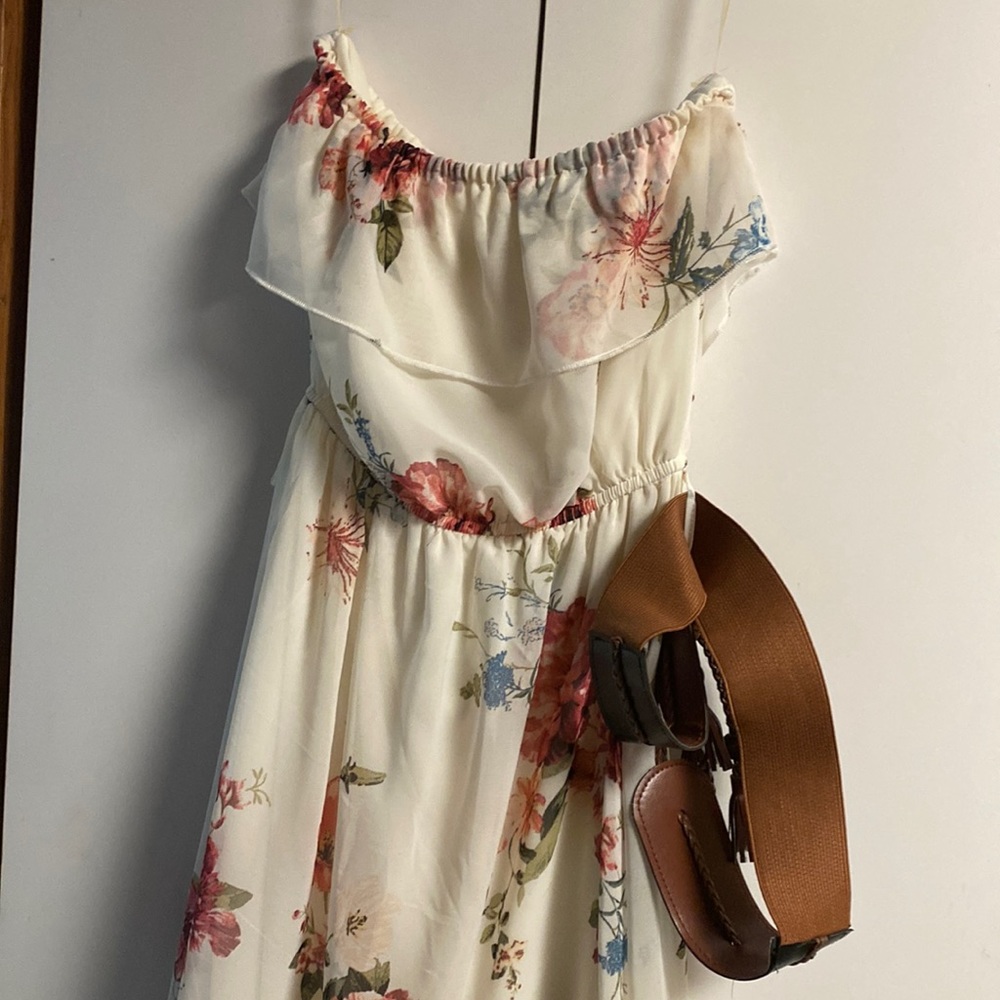 It’s a really pretty dress, but it’s not my style really.
